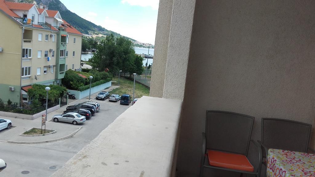 Apartment Max Omiš Εξωτερικό φωτογραφία