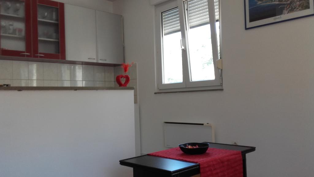 Apartment Max Omiš Εξωτερικό φωτογραφία