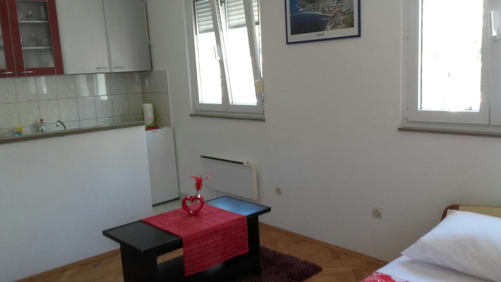Apartment Max Omiš Εξωτερικό φωτογραφία